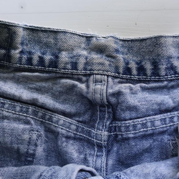 VINTAGE ACID WASH HIGH WAIST DENIM SKIRT - Picture 5 of 8